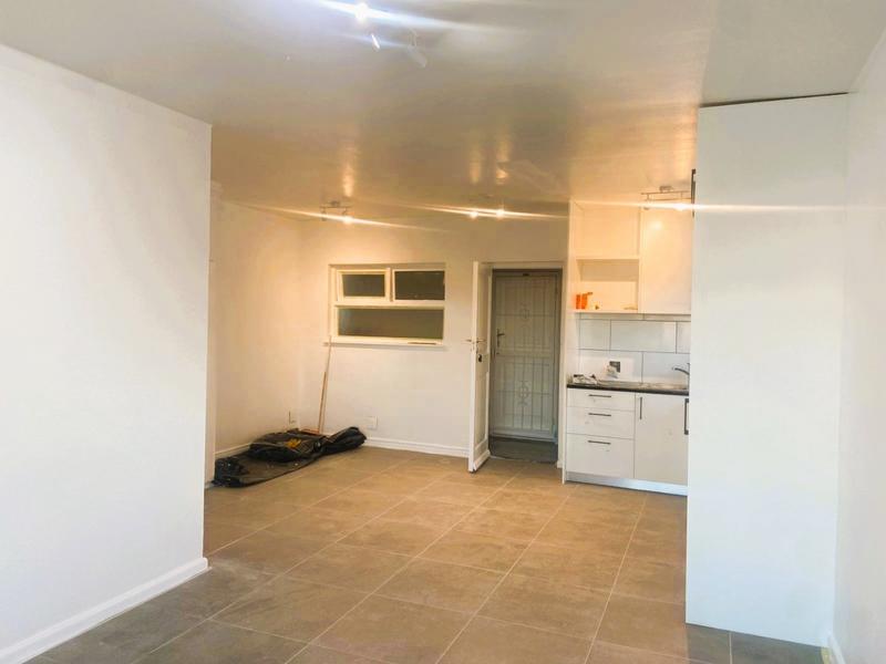 To Let 0 Bedroom Property for Rent in Sea Point Western Cape